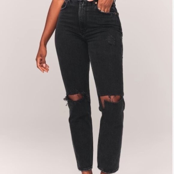 Abercrombie & Fitch Curve Love Ultra High Rise Ankle Straight Jeans - Picture 1 of 10